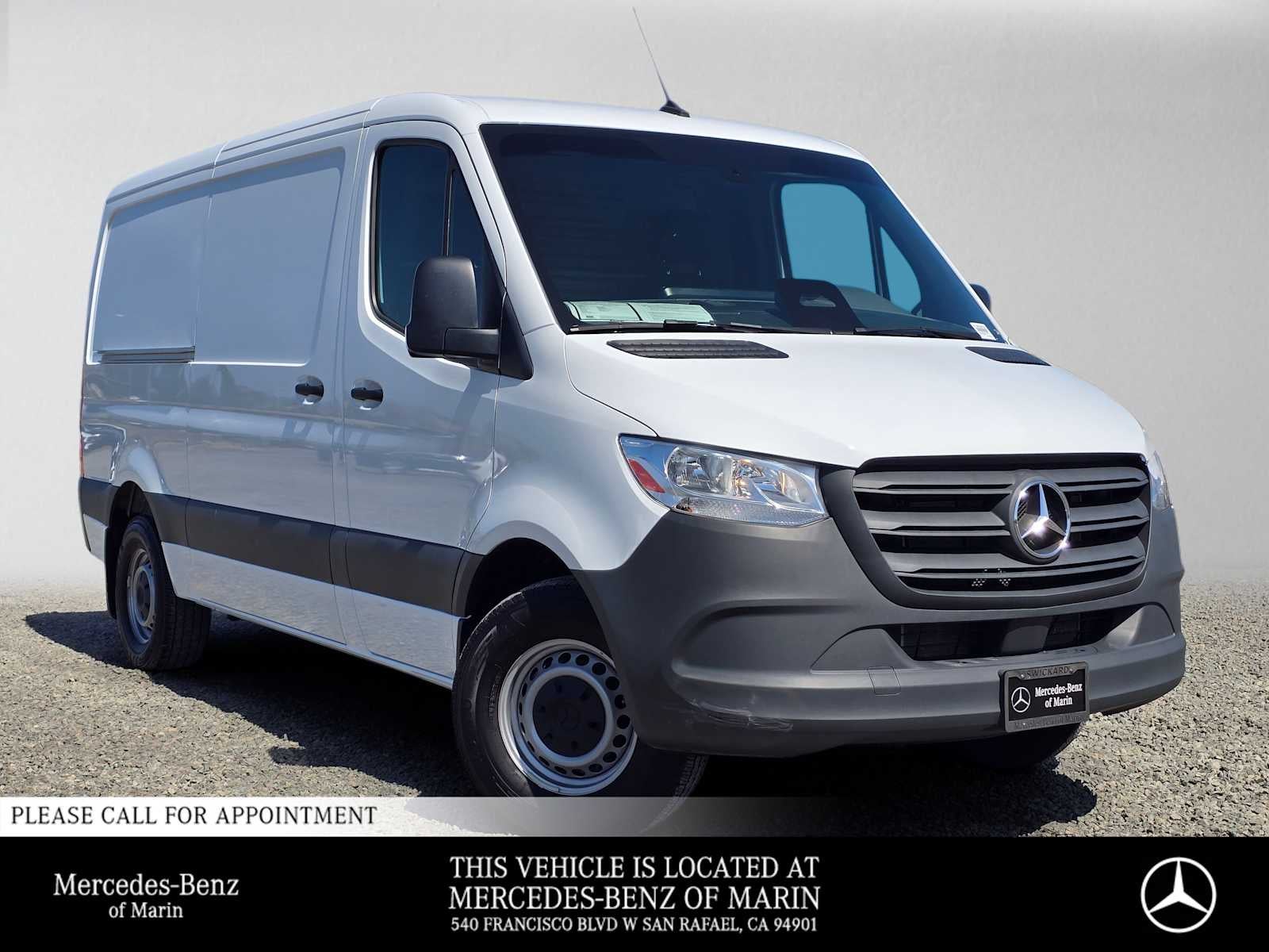 2025 Mercedes-Benz Sprinter Cargo Van 2500 Standard Roof I4 Diesel 144 RWD