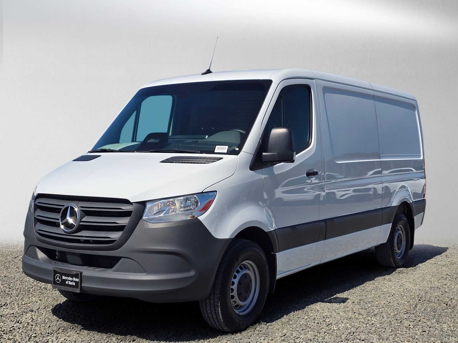 2025 Mercedes-Benz Sprinter Cargo Van 2500 Standard Roof I4 Diesel 144 RWD