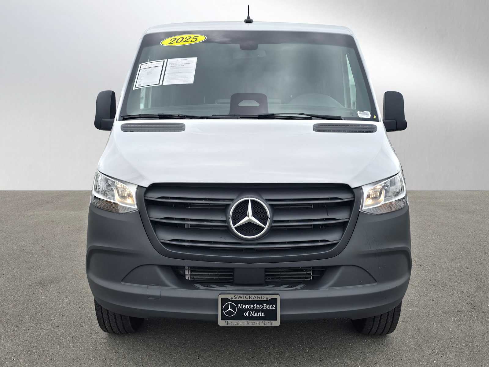 2025 Mercedes-Benz Sprinter Cargo Van 2500 Standard Roof I4 Diesel 144 RWD
