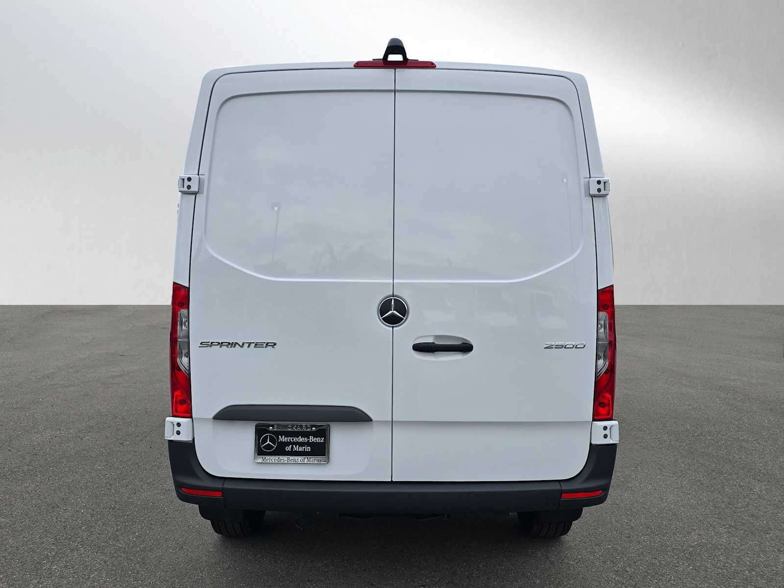 2025 Mercedes-Benz Sprinter Cargo Van 2500 Standard Roof I4 Diesel 144 RWD
