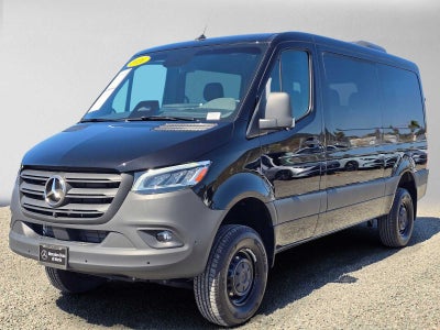 2026 Mercedes-Benz Sprinter Passenger Van 2500 Standard Roof I4 Diesel HO 144 AWD