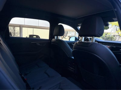 2025 Audi Q7 Premium Plus