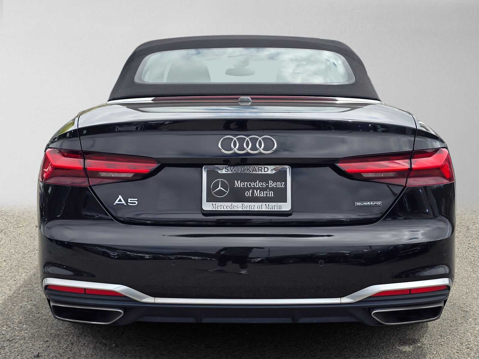 2023 Audi A5 Cabriolet S line Premium