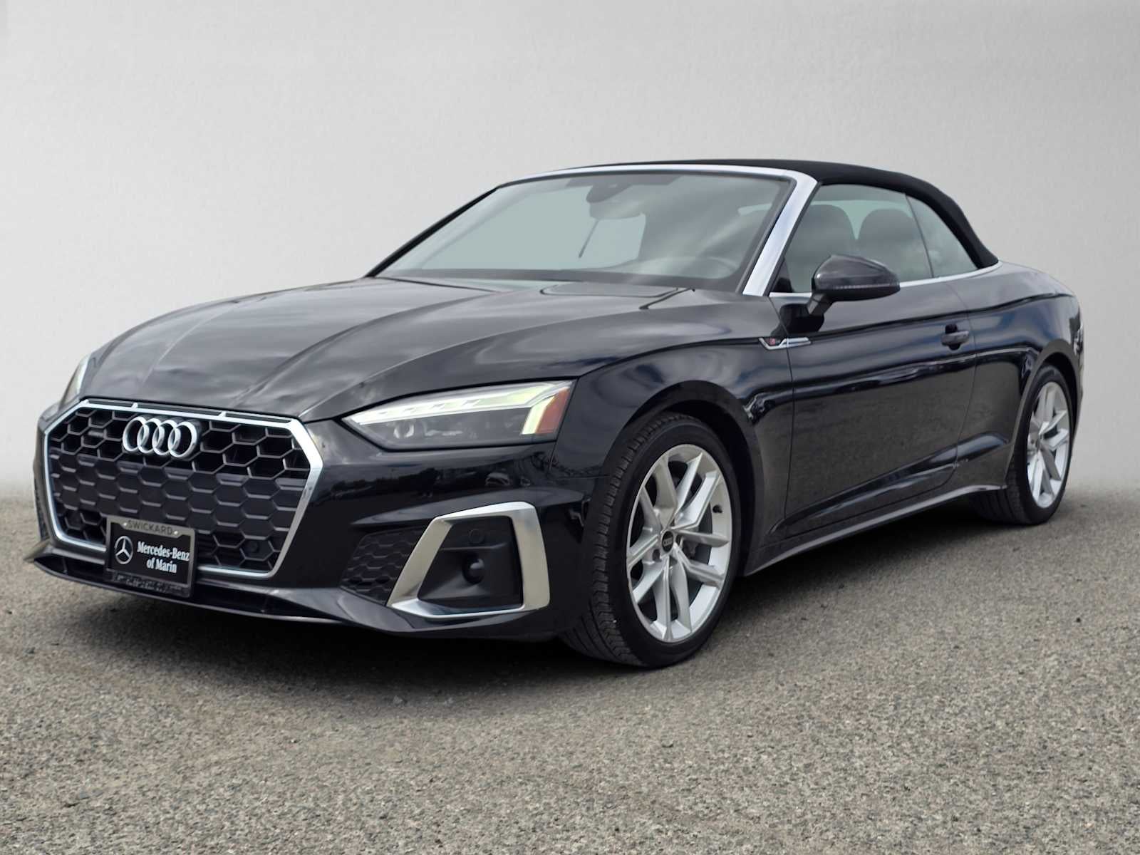 2023 Audi A5 Cabriolet S line Premium