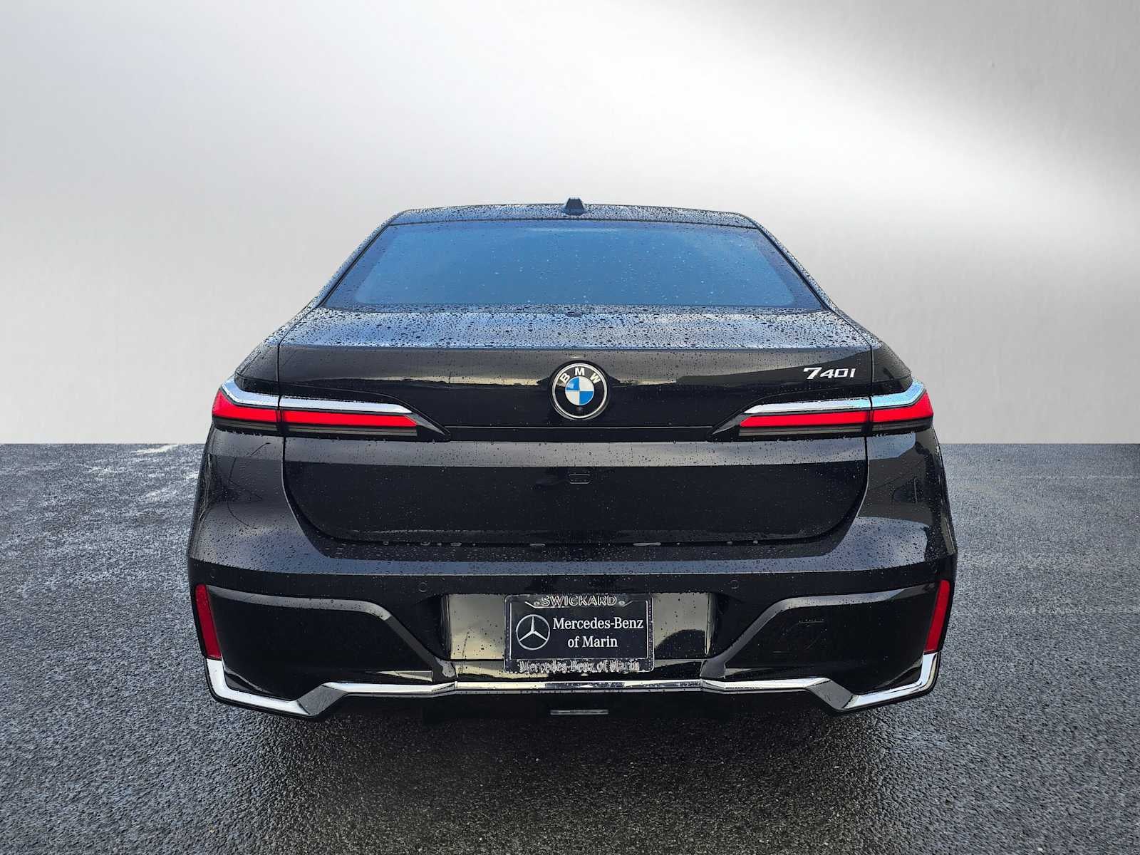 2024 BMW 7 Series 740i