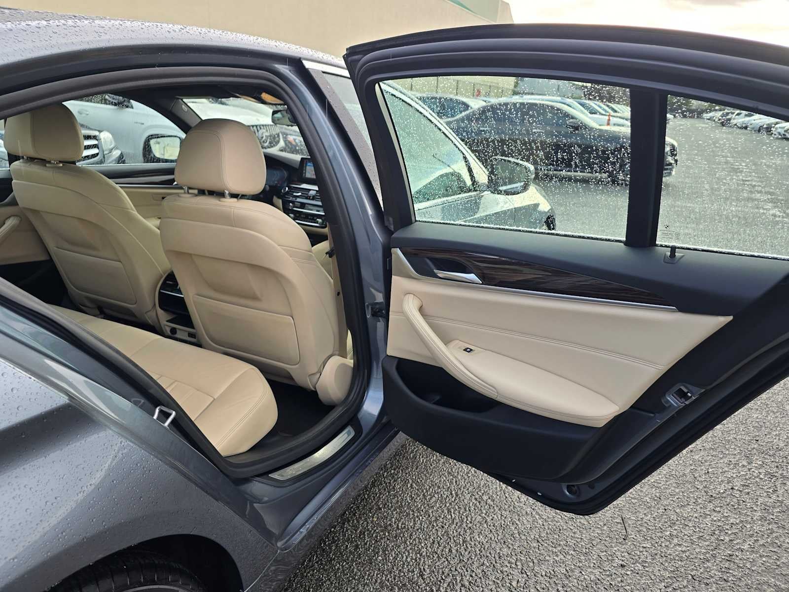 2020 BMW 5 Series 530i