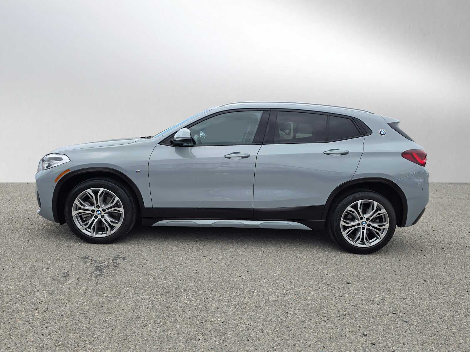 2022 BMW X2 xDrive28i xDrive28i