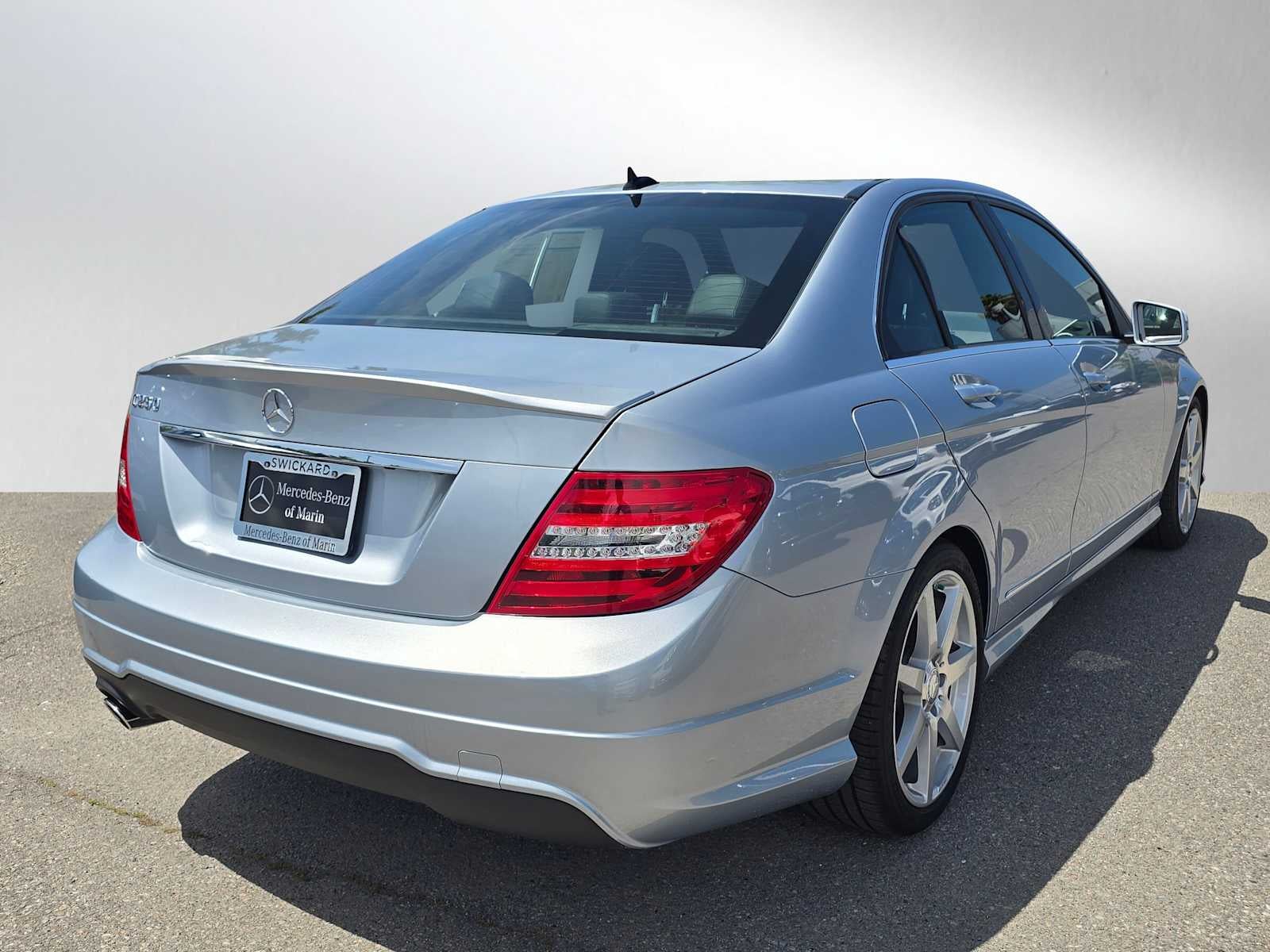 2013 Mercedes-Benz C 250 4dr Sdn RWD