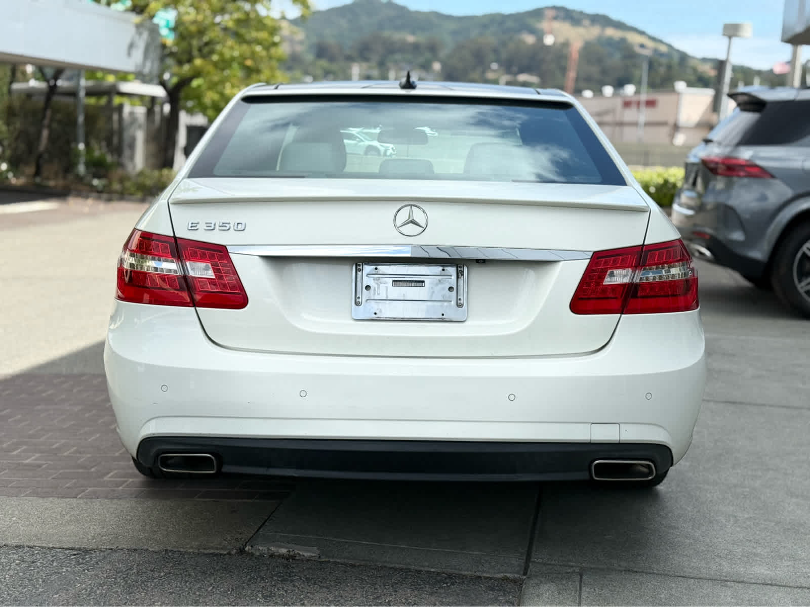 2010 Mercedes-Benz E 350 4dr Sdn RWD