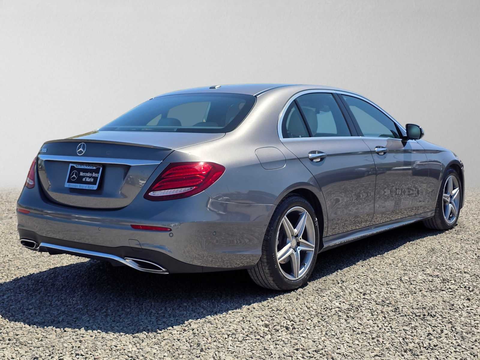 2017 Mercedes-Benz E 300 RWD Sedan