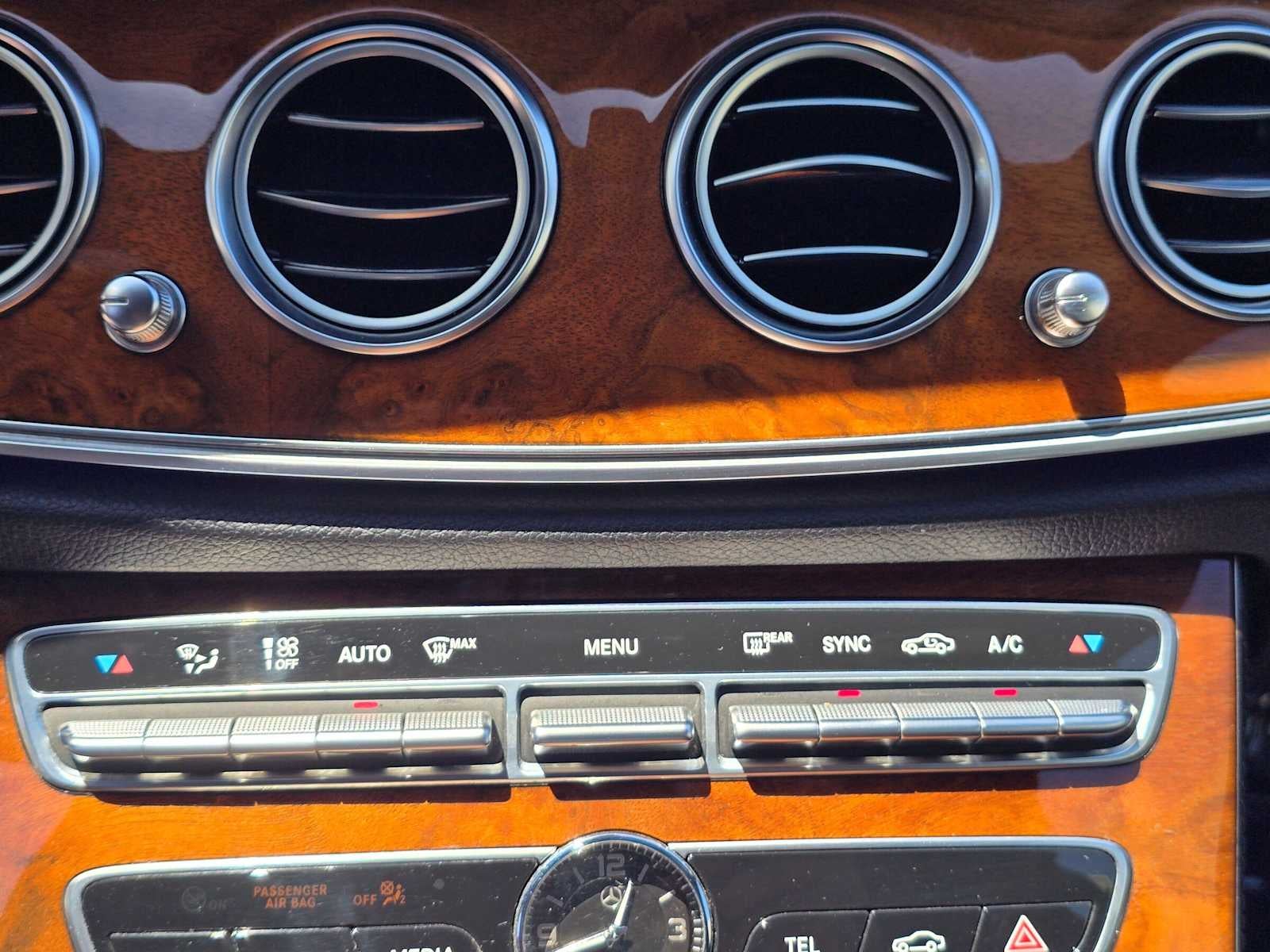 2019 Mercedes-Benz E 300 RWD Sedan