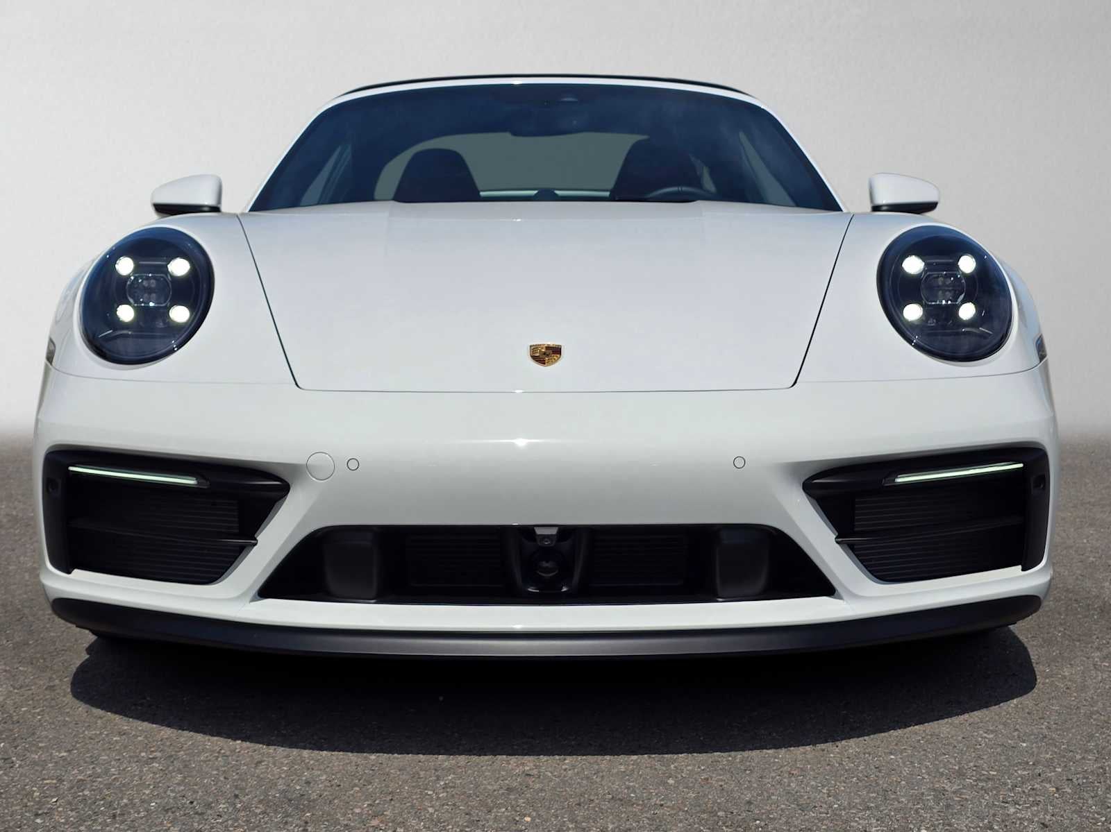 2024 Porsche 911 4 GTS