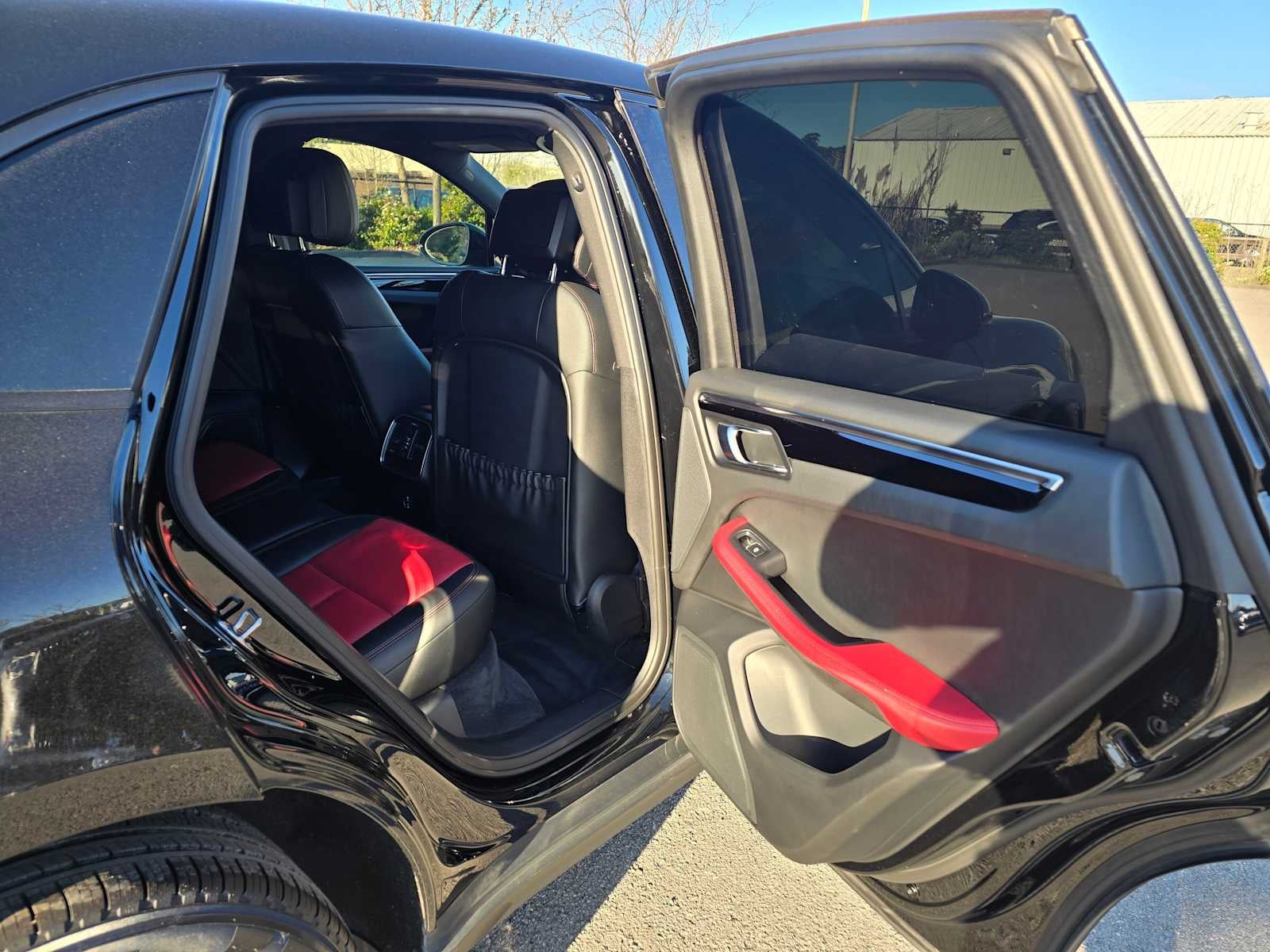 2020 Porsche Macan AWD