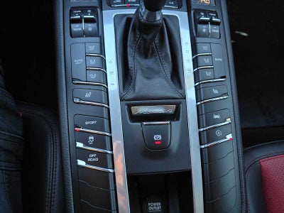 2020 Porsche Macan AWD
