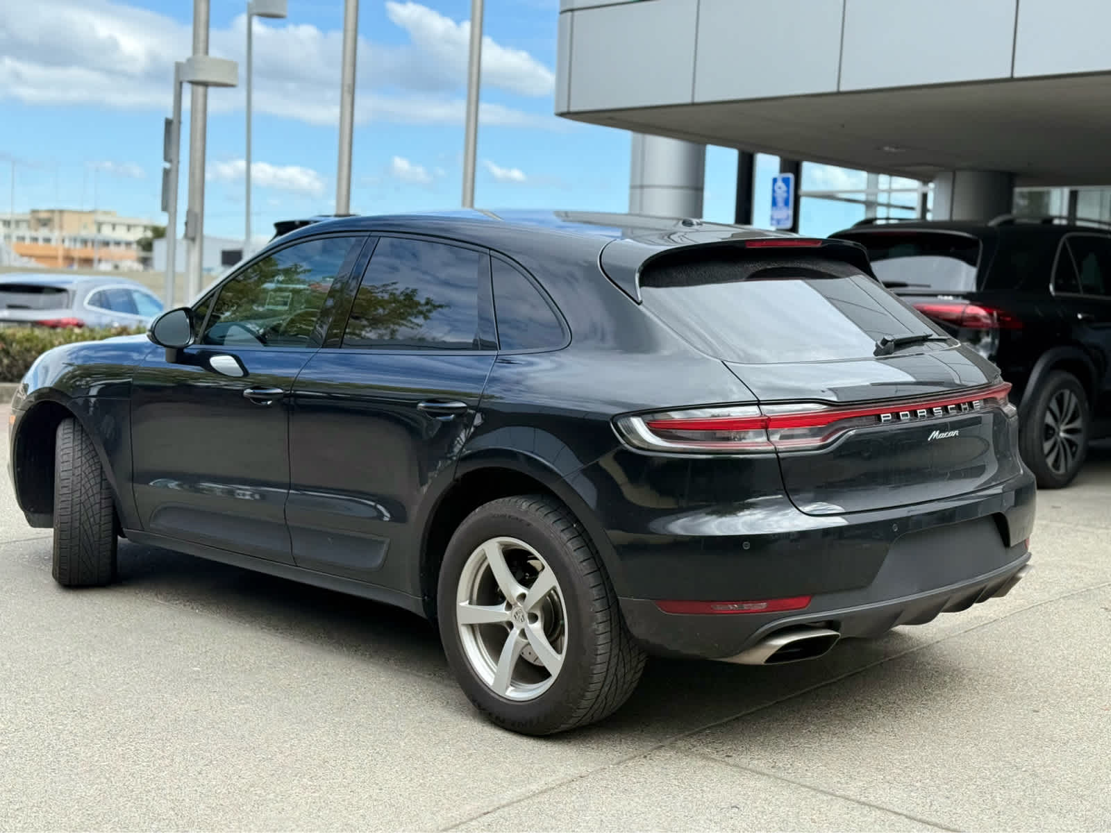 2020 Porsche Macan AWD