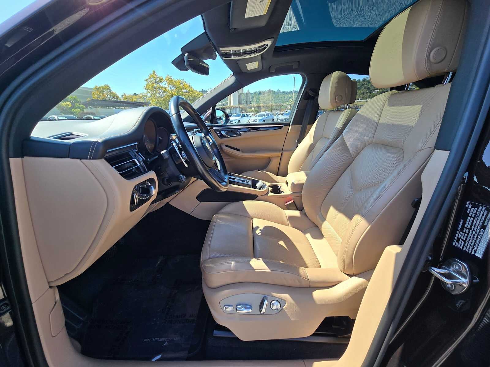 2022 Porsche Macan S