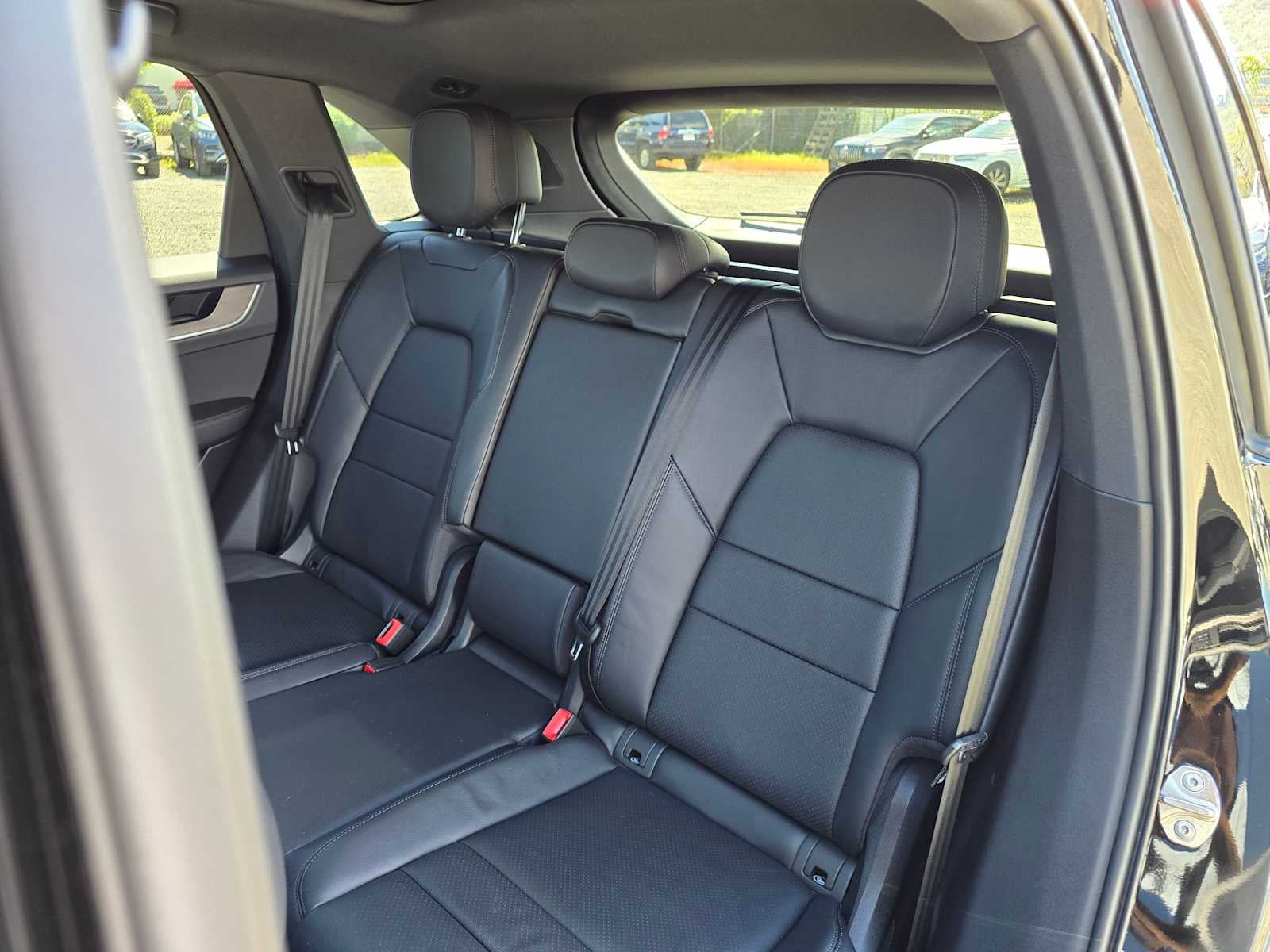 2024 Porsche Cayenne S
