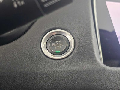 2023 Cadillac XT4 FWD Premium Luxury
