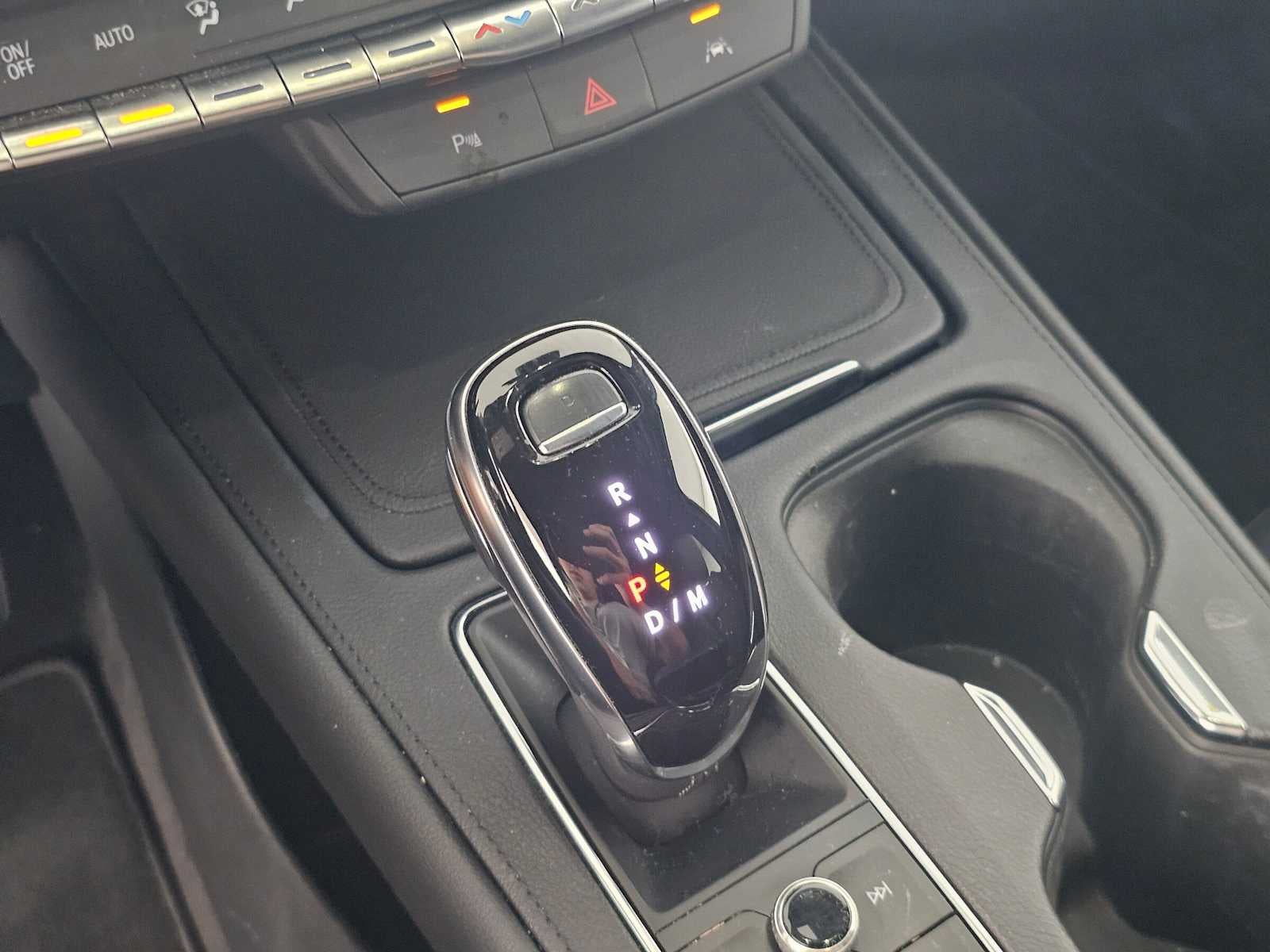 2023 Cadillac XT4 FWD Premium Luxury
