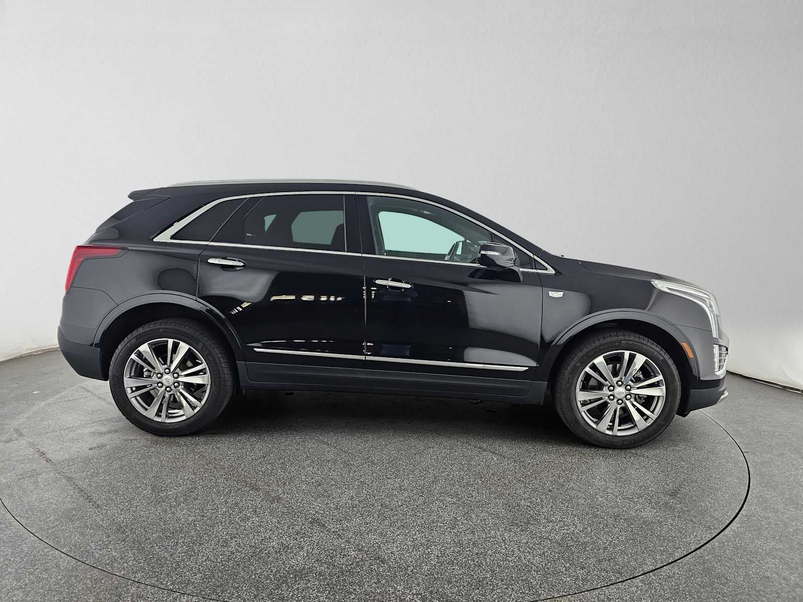 2023 Cadillac XT5 FWD Premium Luxury