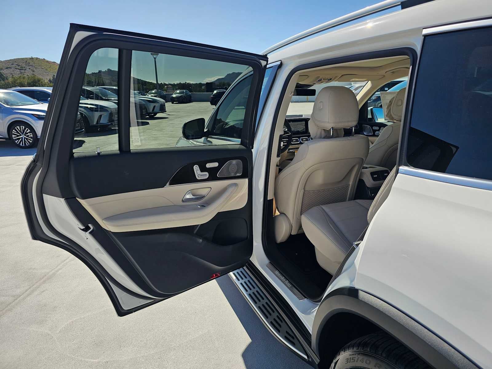 2026 Mercedes-Benz GLS 450 4MATIC® SUV