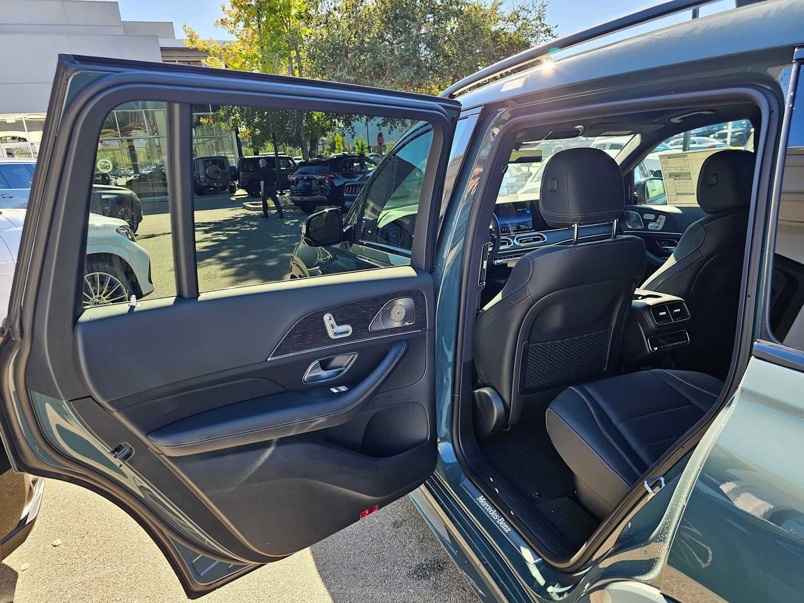 2027 Mercedes-Benz GLS 450 4MATIC® SUV