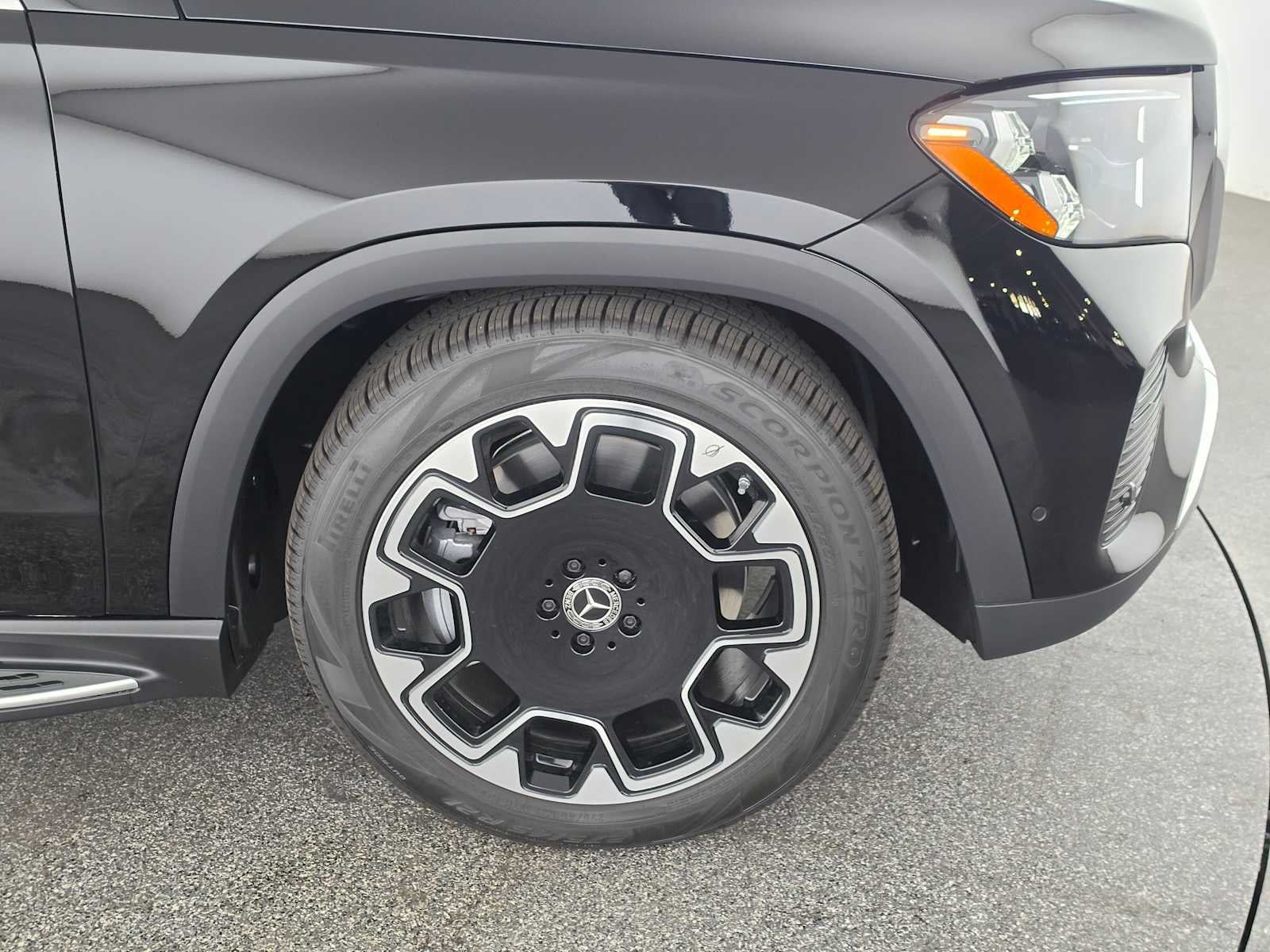2027 Mercedes-Benz GLS 450 4MATIC® SUV