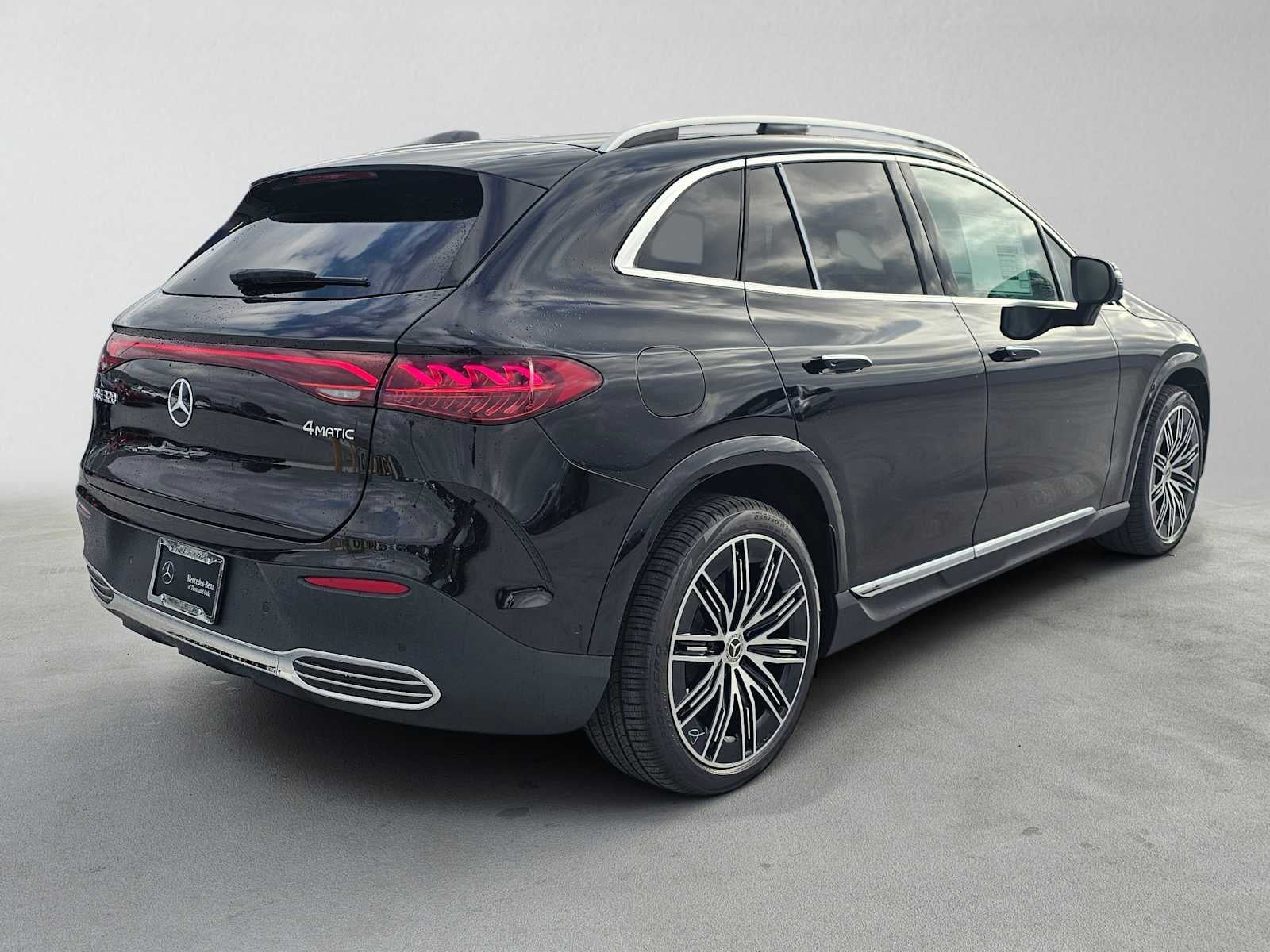 2027 Mercedes-Benz EQE 320 4MATIC® SUV