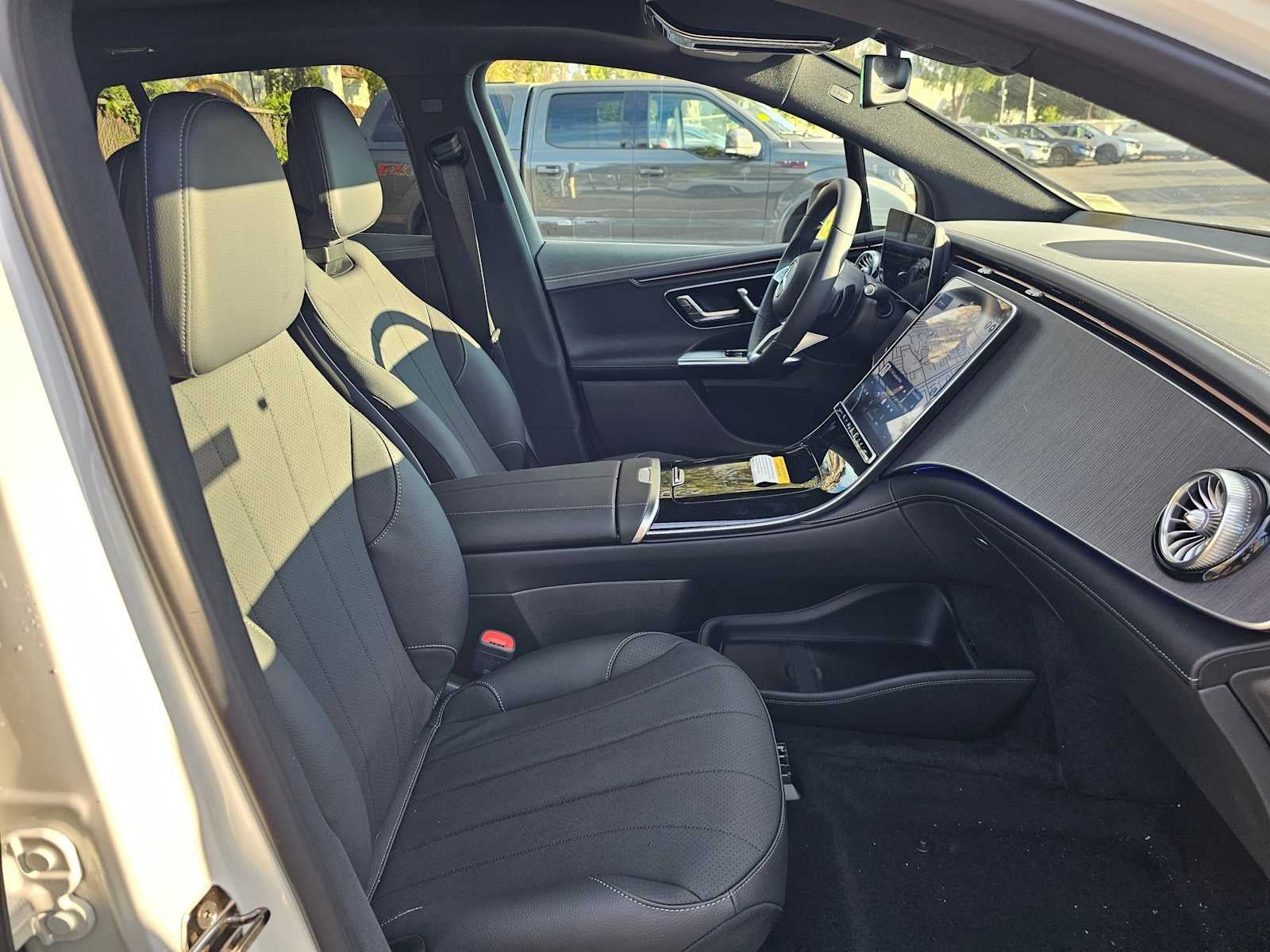 2027 Mercedes-Benz EQE 320 4MATIC® SUV