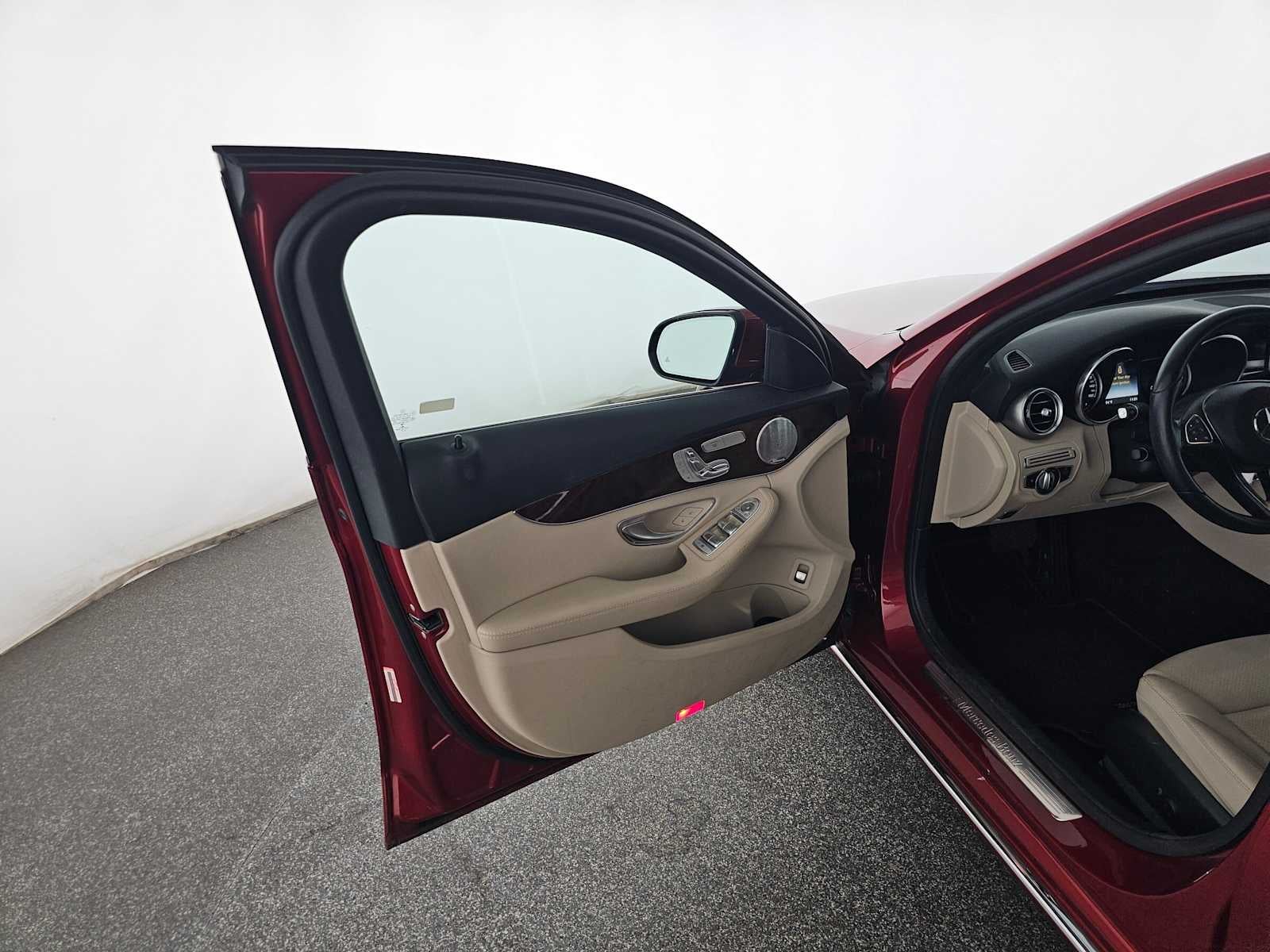 2018 Mercedes-Benz C 300 Sedan