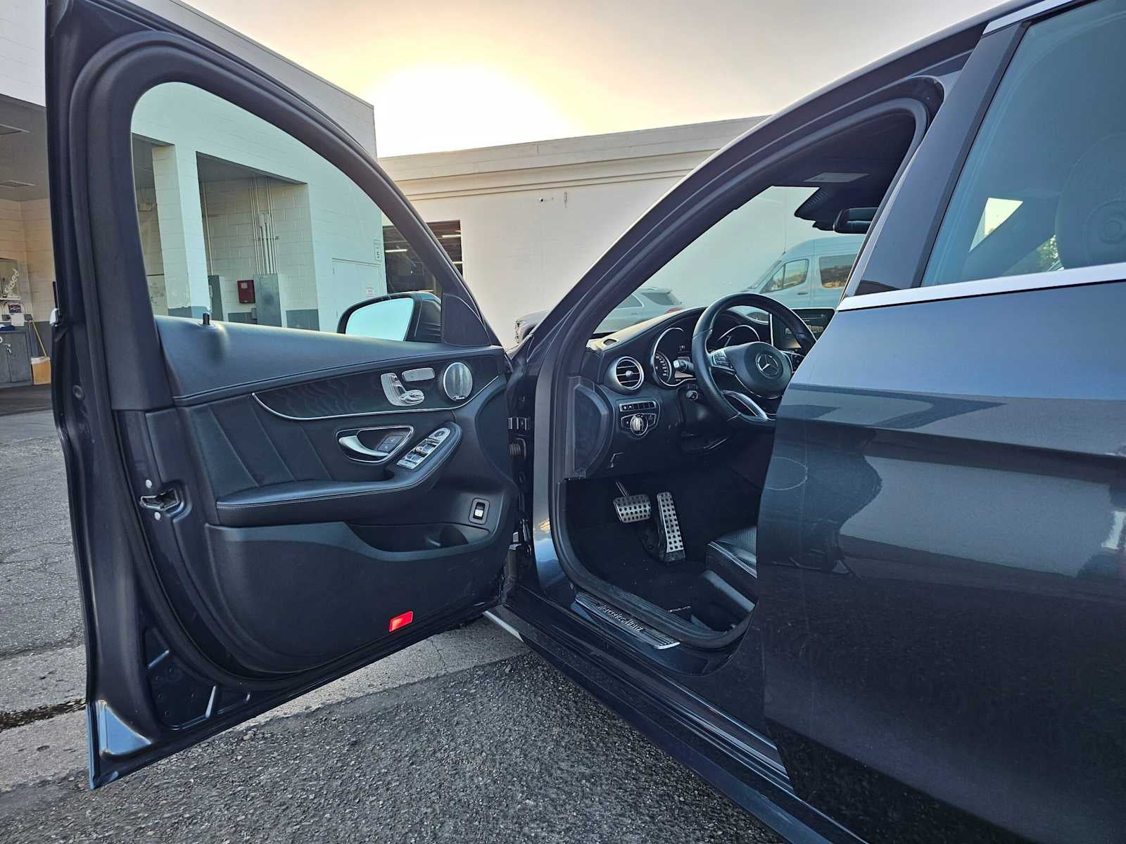 2015 Mercedes-Benz C 300 4dr Sdn 4MATIC®
