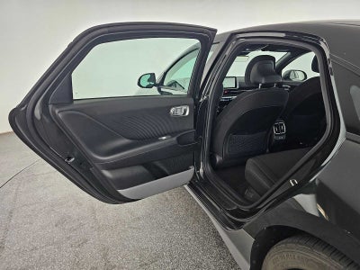 2023 Hyundai IONIQ 6 SE Standard Range