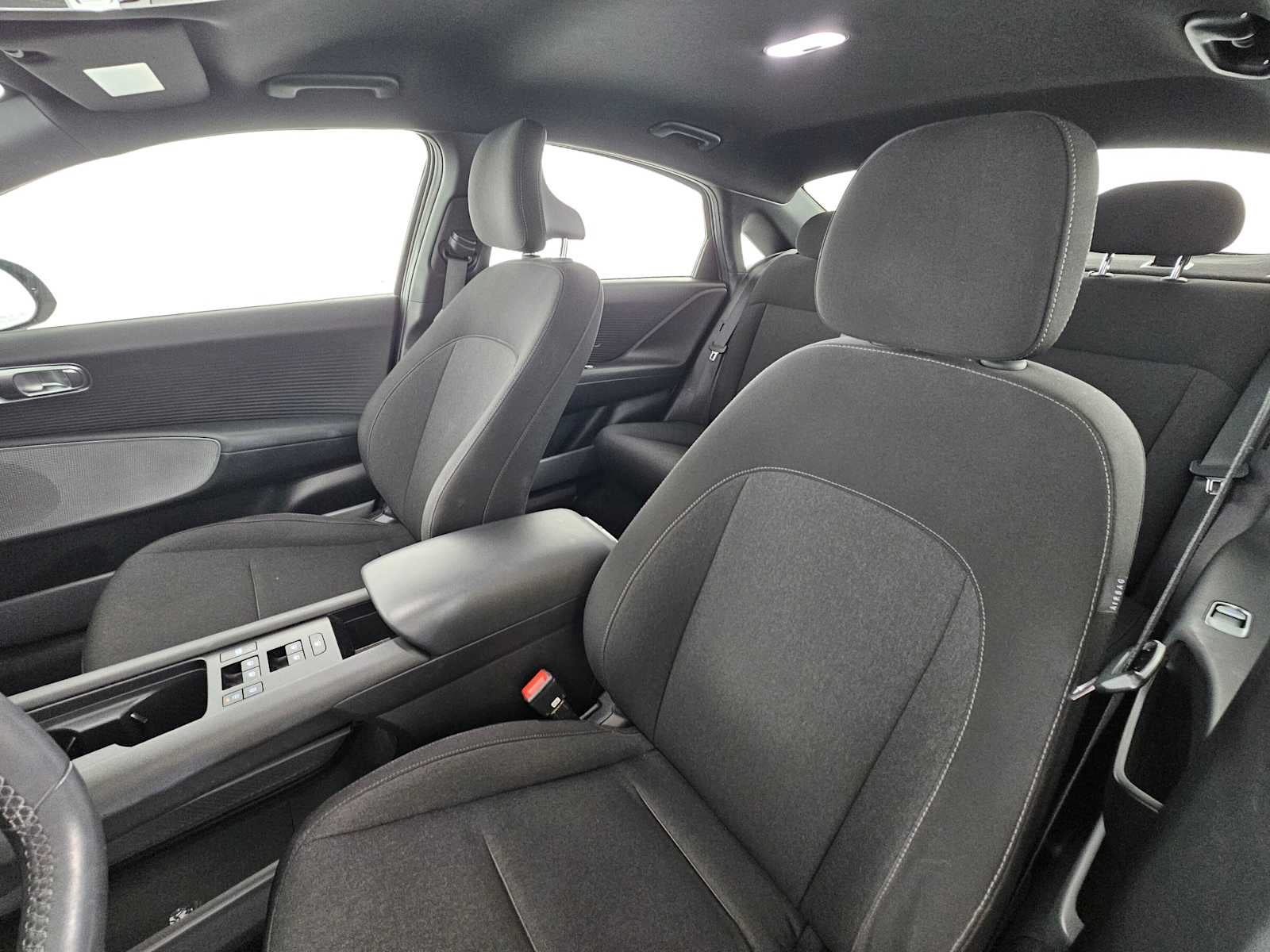 2023 Hyundai IONIQ 6 SE Standard Range