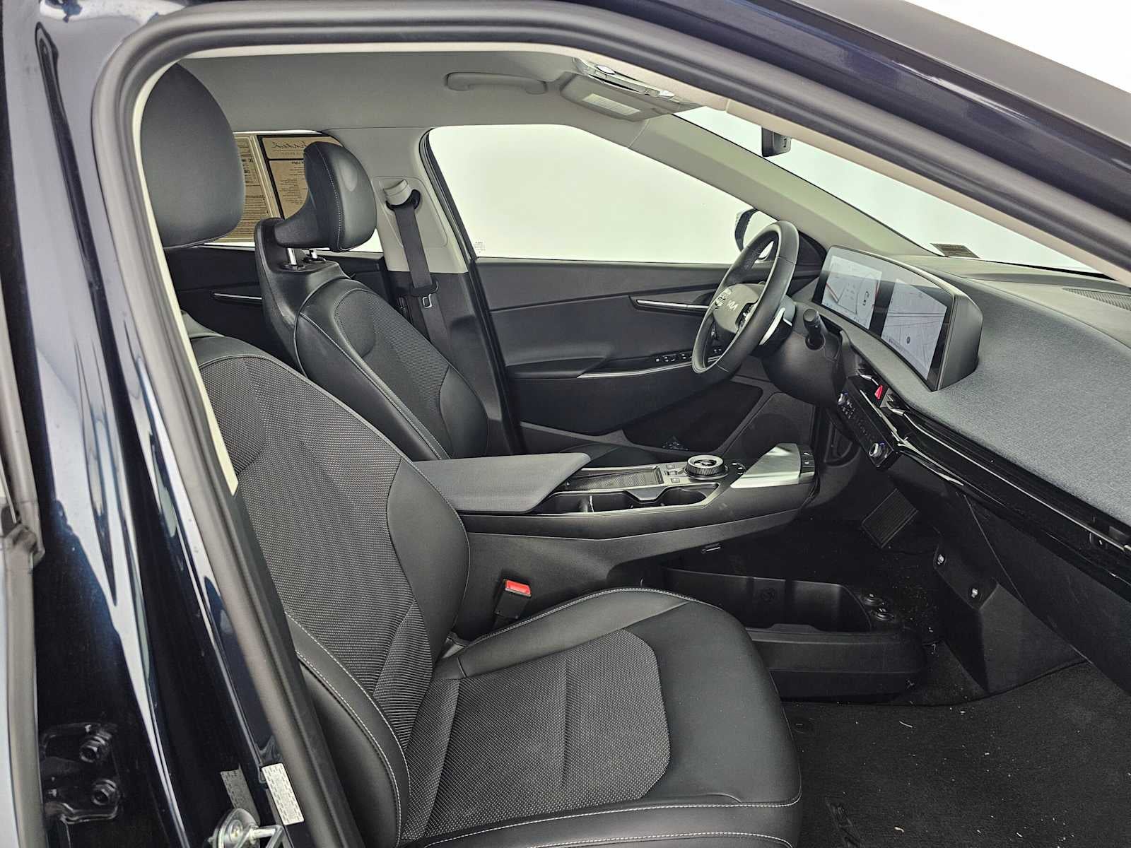 2024 Kia EV6 Light