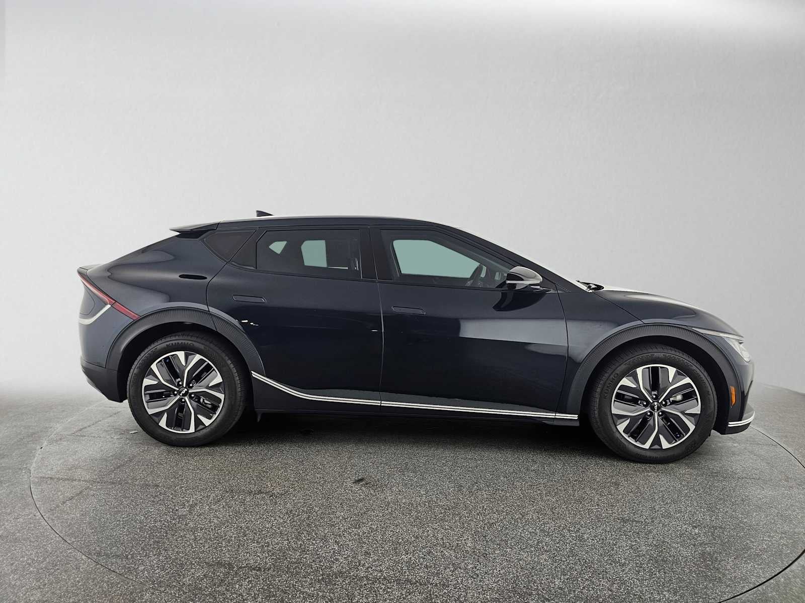 2024 Kia EV6 Light