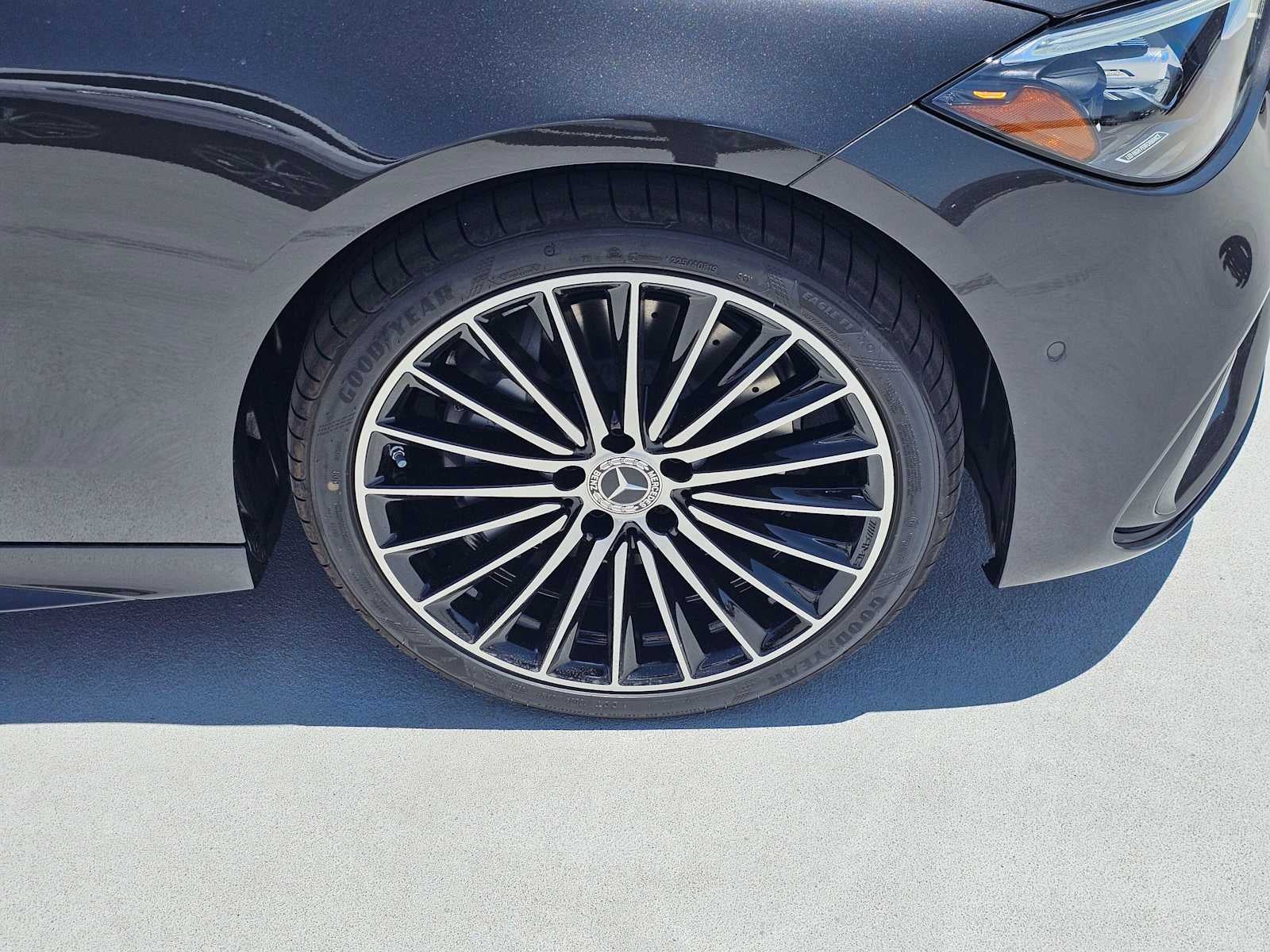 2026 Mercedes-Benz C 300 Sedan