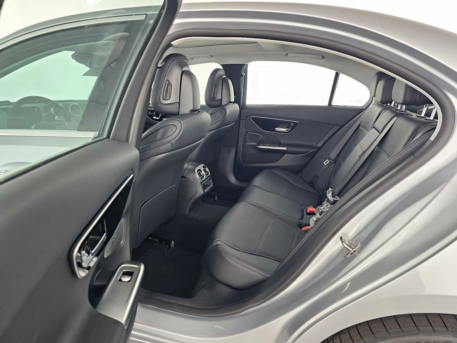2026 Mercedes-Benz C 300 Sedan