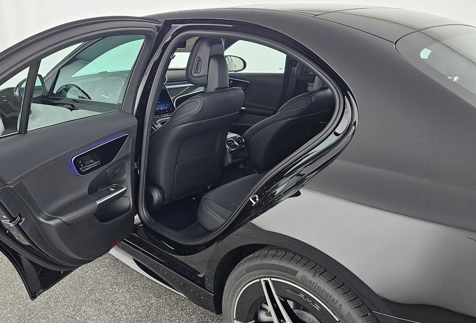 2026 Mercedes-Benz C 300 4MATIC® Sedan