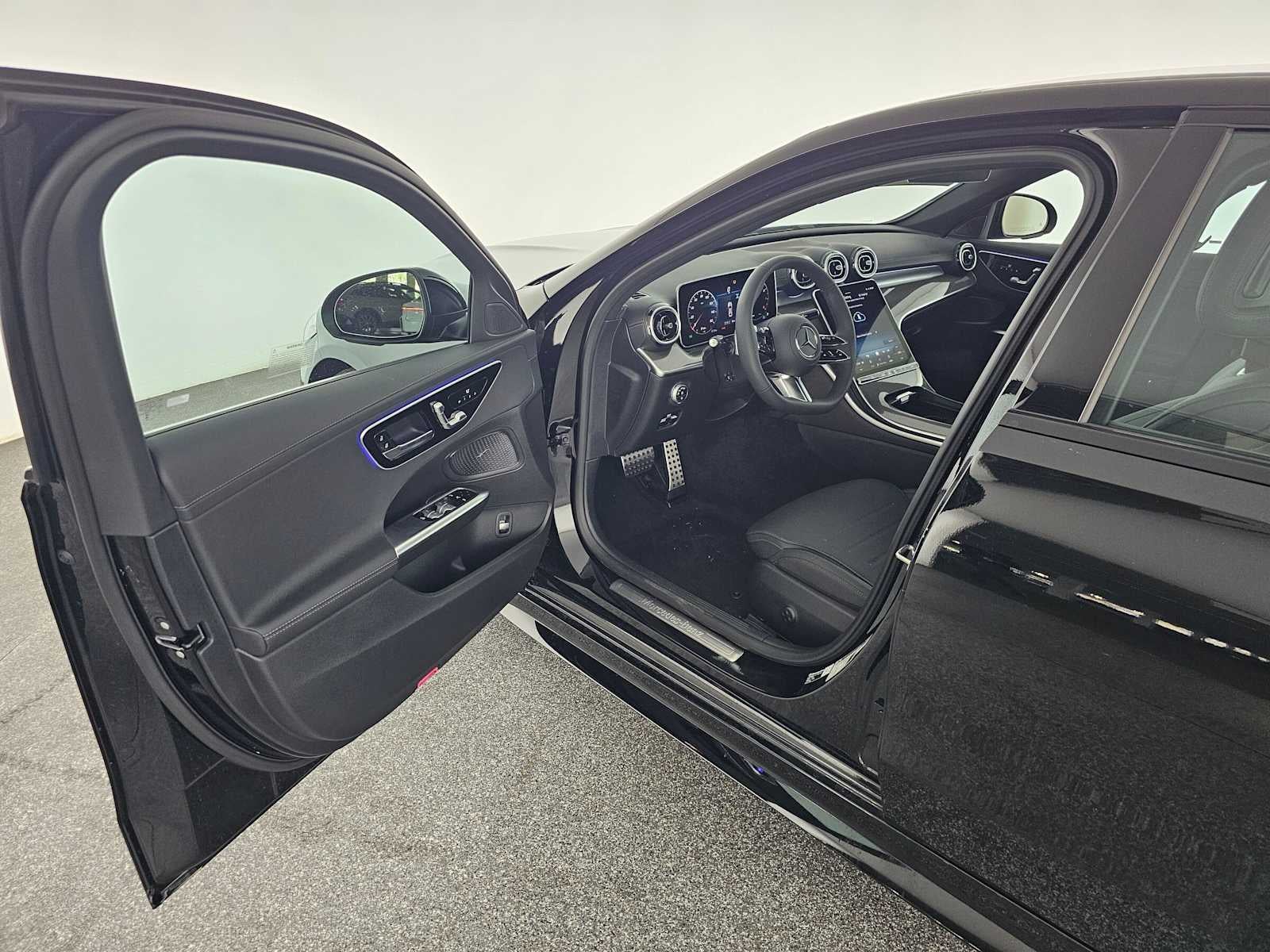 2026 Mercedes-Benz C 300 4MATIC® Sedan