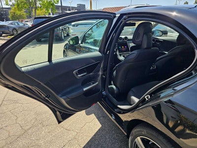 2026 Mercedes-Benz C 300 4MATIC® Sedan