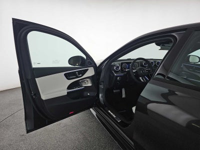 2026 Mercedes-Benz C 300 4MATIC® Sedan