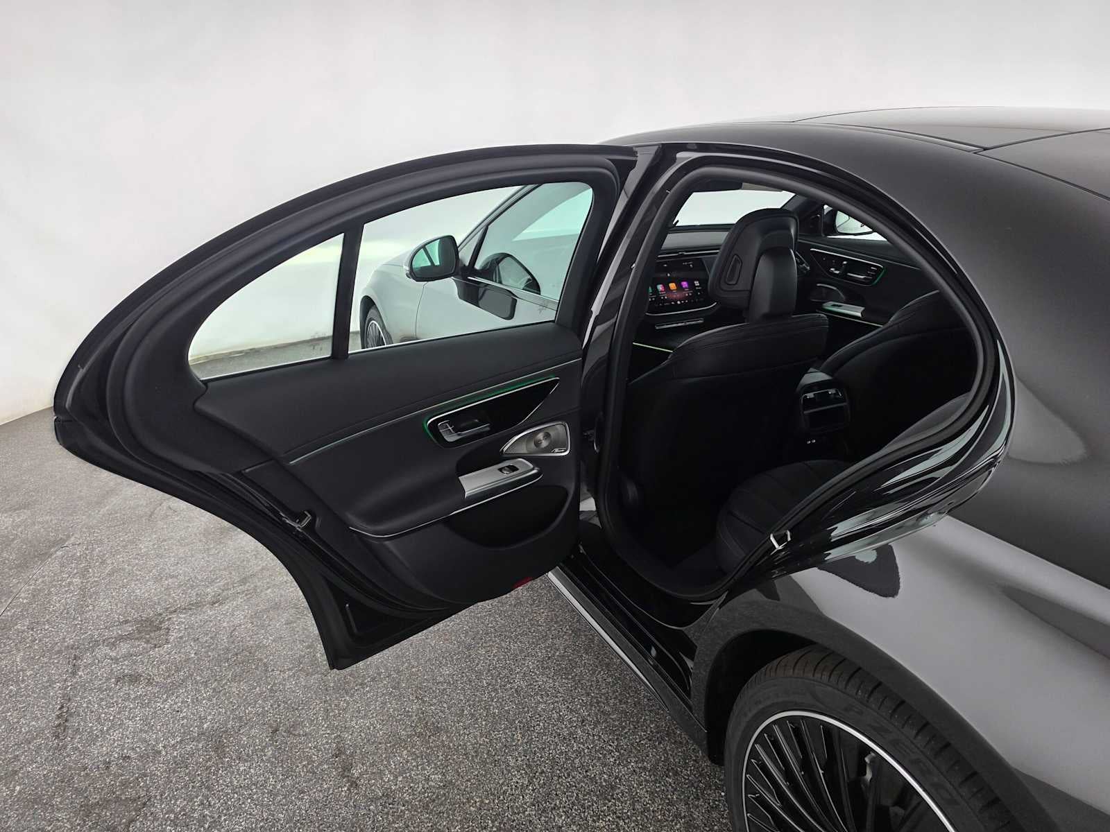 2027 Mercedes-Benz E 350 RWD Sedan
