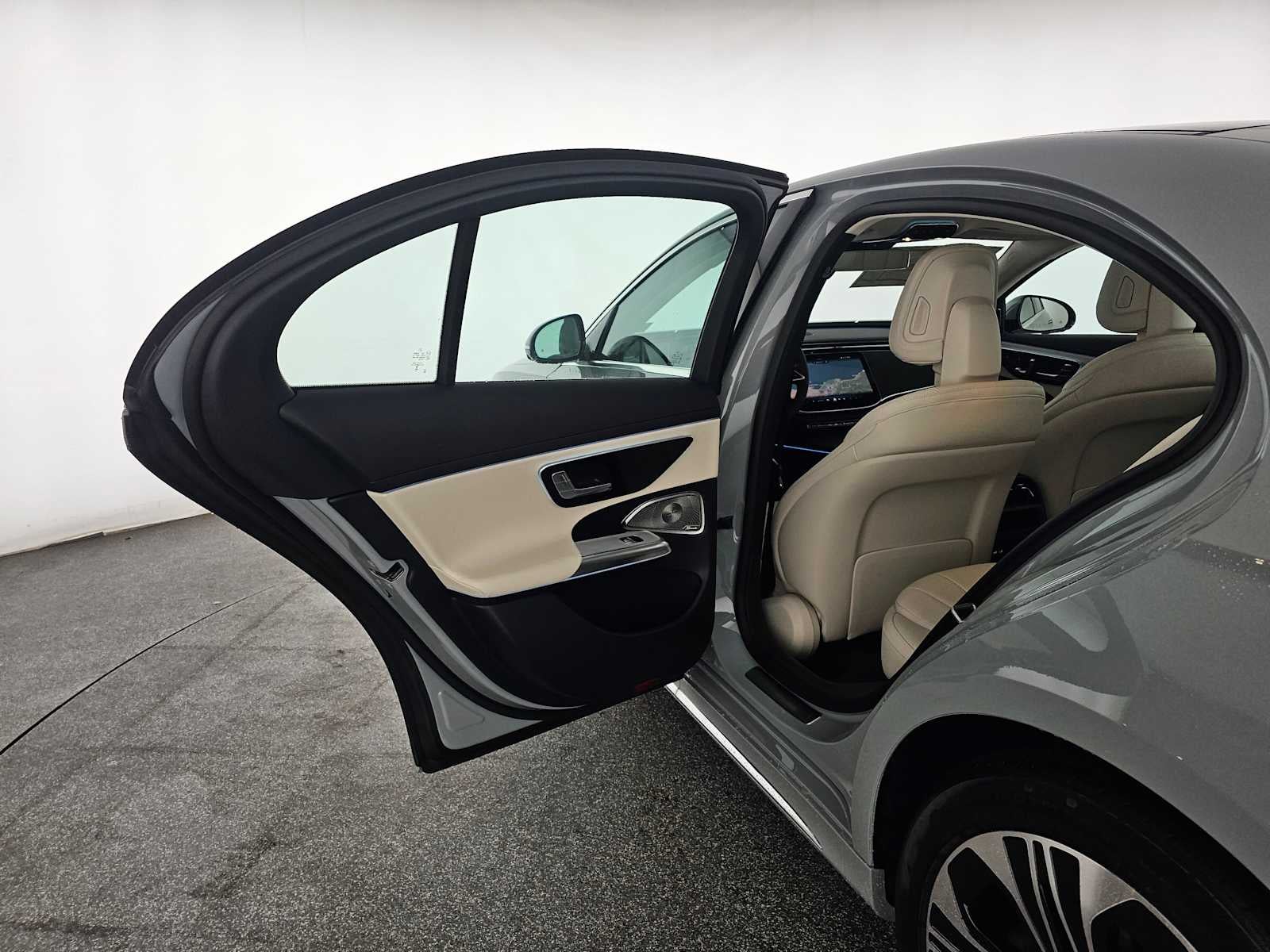 2026 Mercedes-Benz E 350 E 350