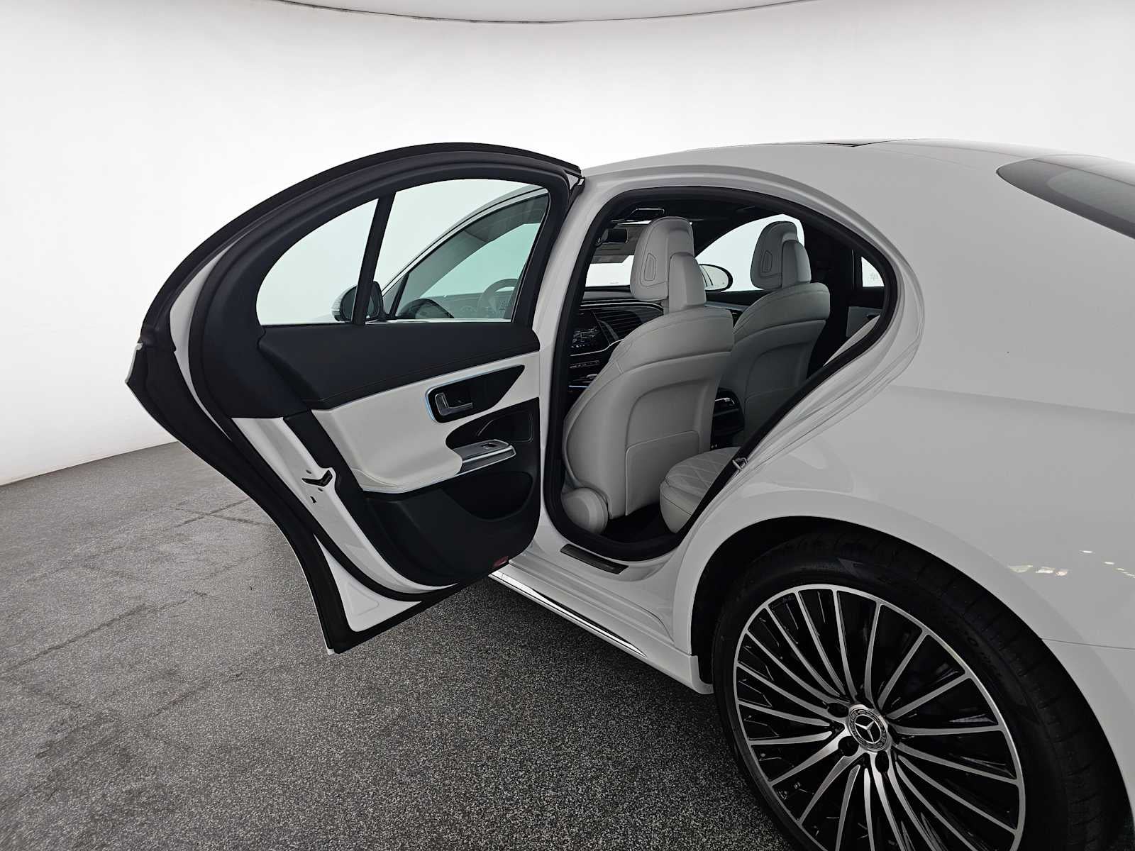 2026 Mercedes-Benz E 450 E 450