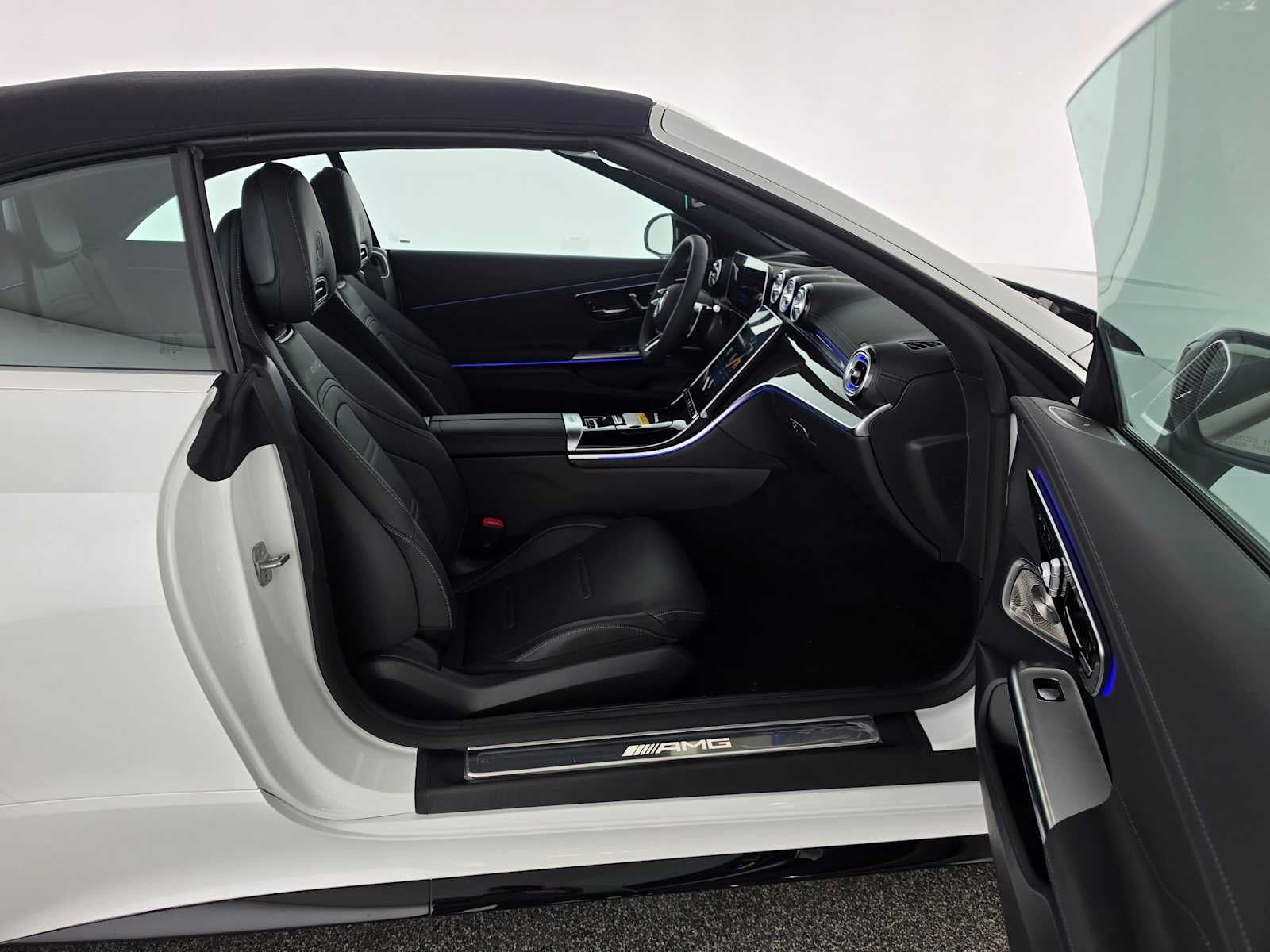 2027 Mercedes-Benz AMG® CLE 53 4MATIC®+ Cabriolet