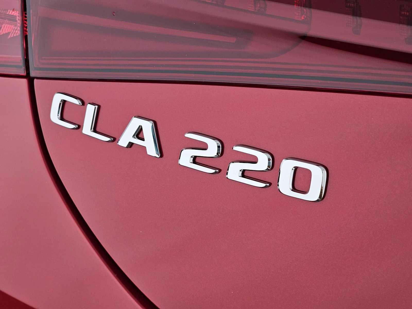 2027 Mercedes-Benz CLA 220 Hybrid FWD