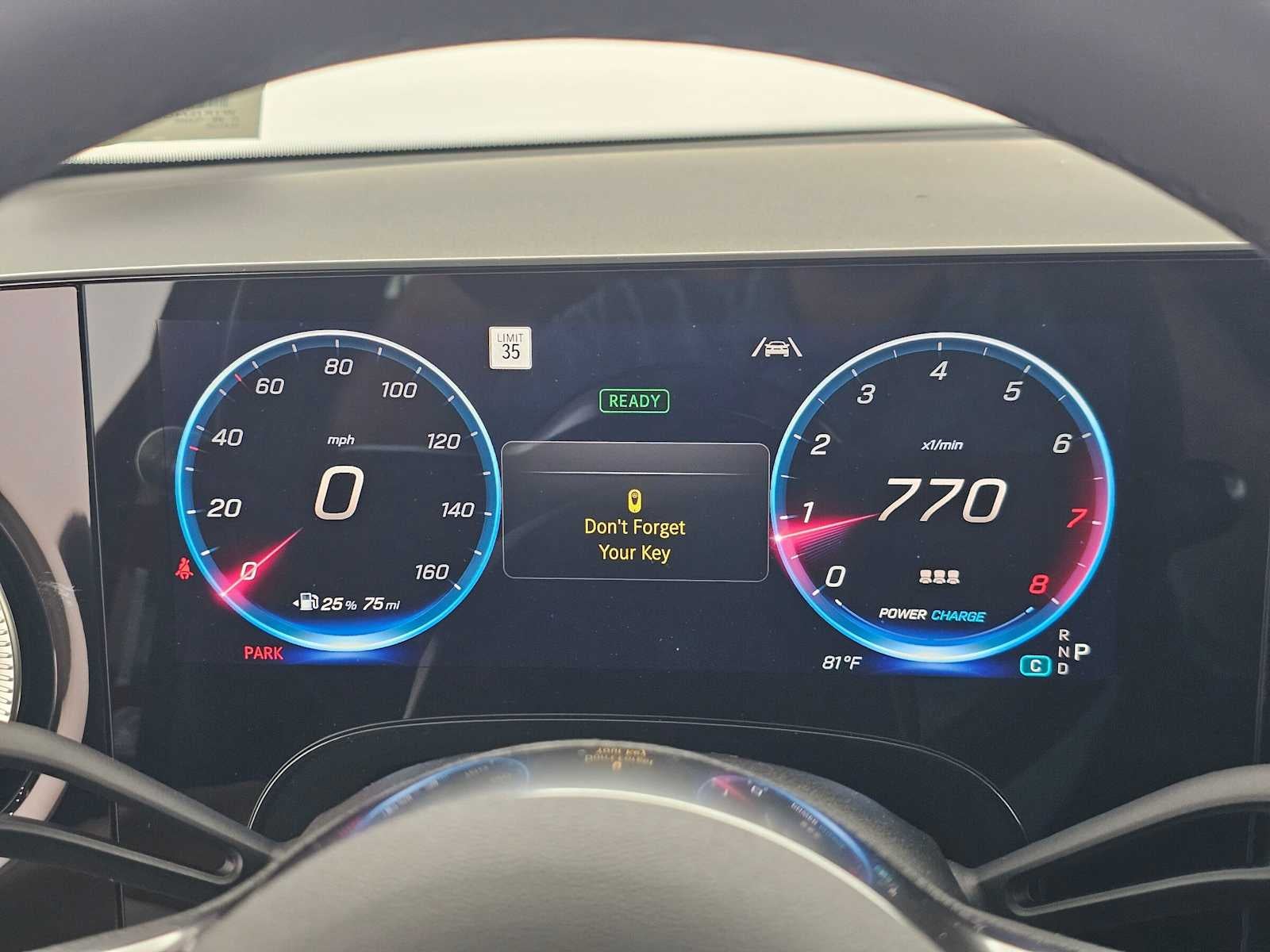 2027 Mercedes-Benz CLA 220 Hybrid FWD