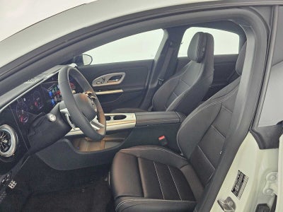 2027 Mercedes-Benz CLA 220 Hybrid FWD