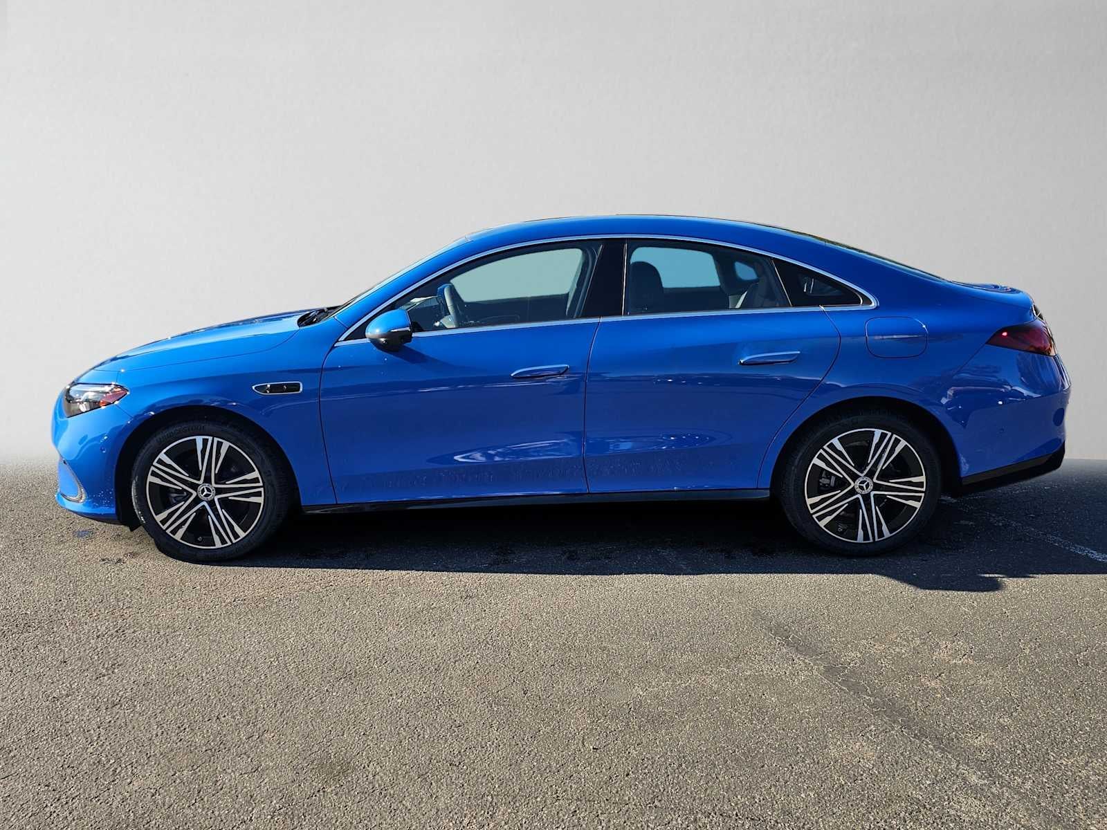 2027 Mercedes-Benz CLA 220 Hybrid FWD