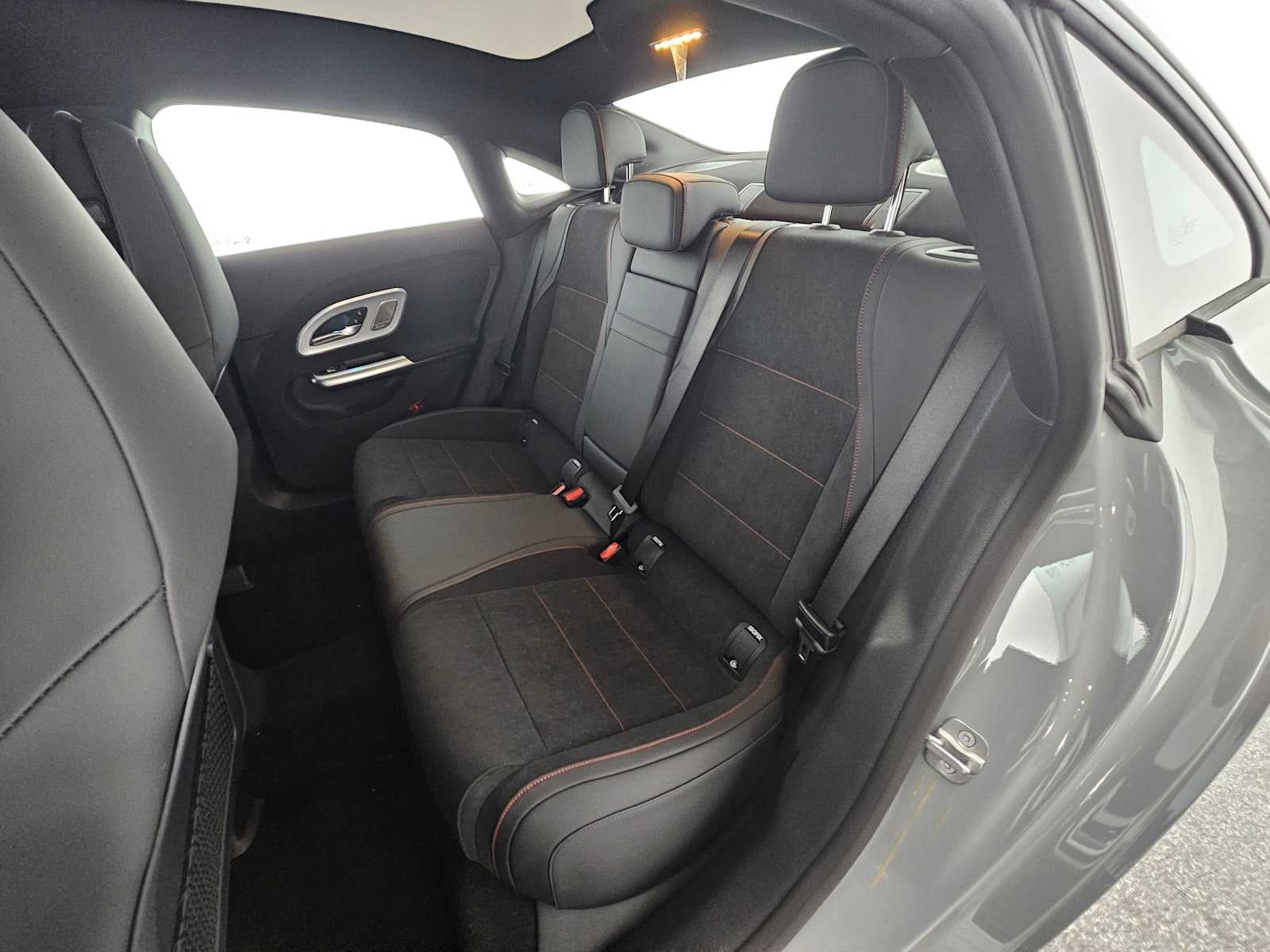 2027 Mercedes-Benz CLA 220 Hybrid FWD